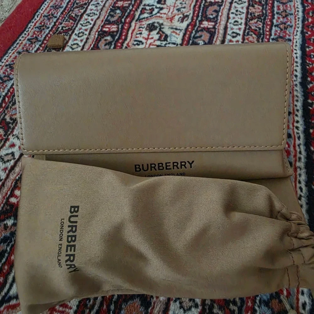 Burberry B 4344-F Daisy Sunglasses Polarized Made in Italy